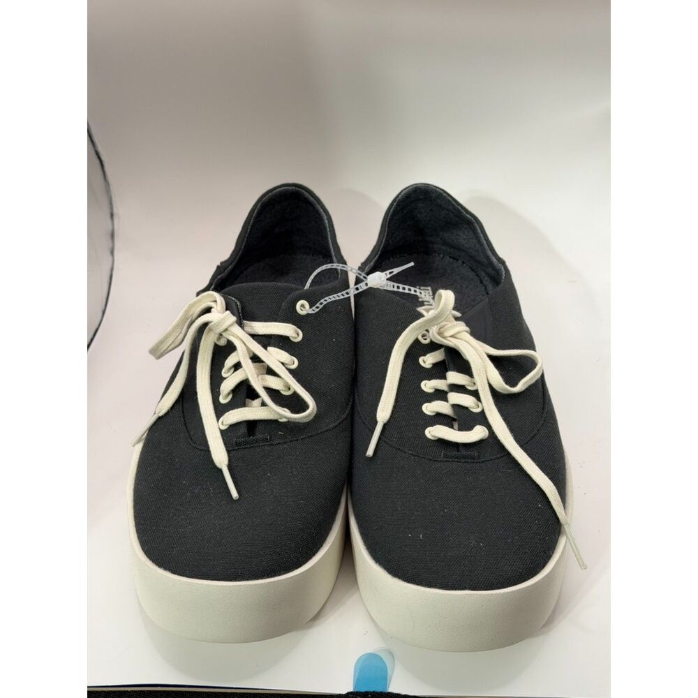 NWOT OluKai Tradewind Men's 13 Navy Canvas Lace Up Casual Sneakers